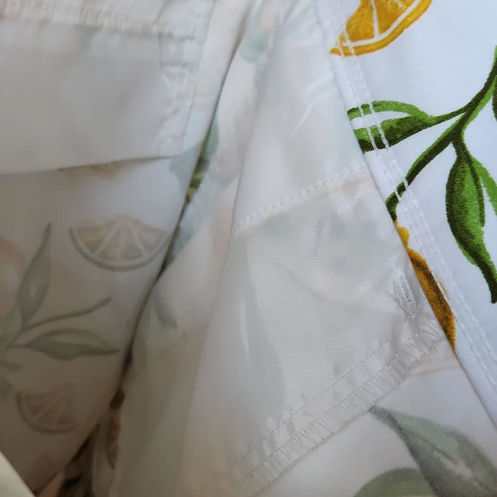 Isaac Mizrahi‎ sz 4 Lemon Lime Summer Shorts Fruit White